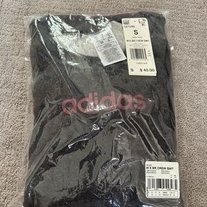 NWT adidas crewneck